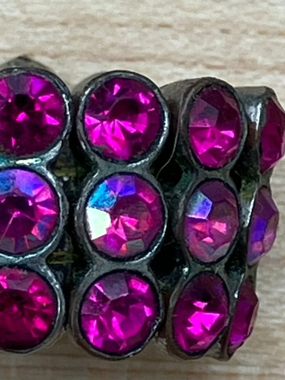 ✨ Y2K Retro Fuchsia Rhinestone Statement Stretch Ring ✨